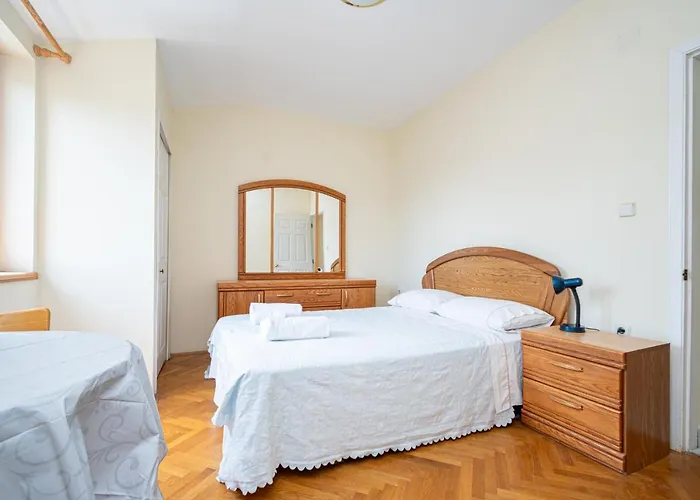 Triple Mrljane 327a Gasthof Neviđane